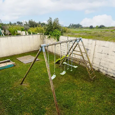 Prázdninový dům Maison Boyardville Piscine